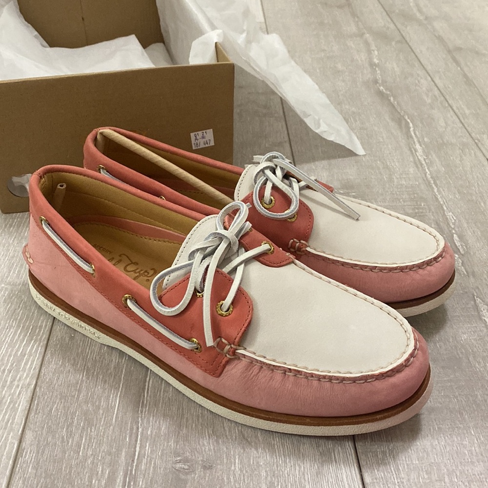 Mens Sperry gold cup pink and white boat shoe
